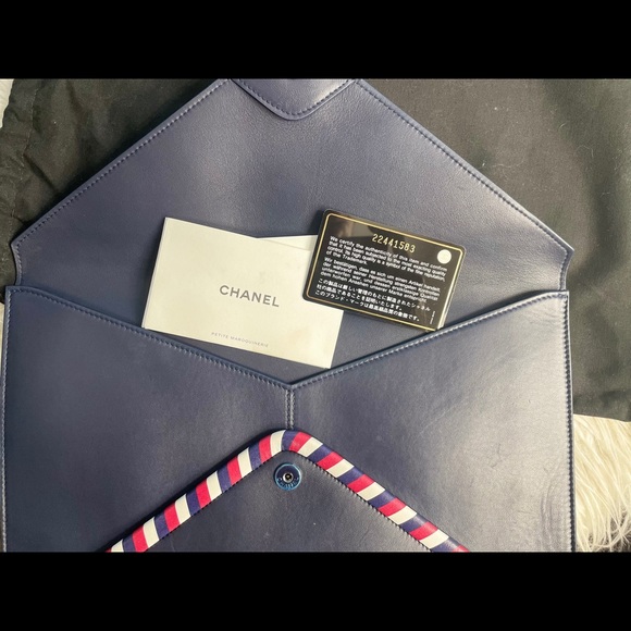 Chanel Airlines Envelope Clutch - Picture 8 of 9
